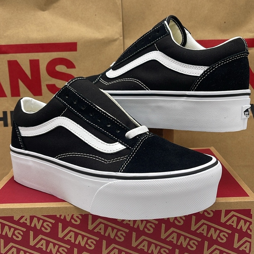 Vans Men’s Old Skool Stackform
Suede/Canvas Black/True Wht
VN0A7Q5M6BT Platforms - Picture 11 of 16